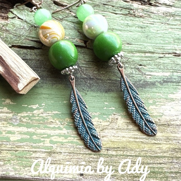 Alquimia Green aventurine brass Feather Earrings - Picture 1 of 1